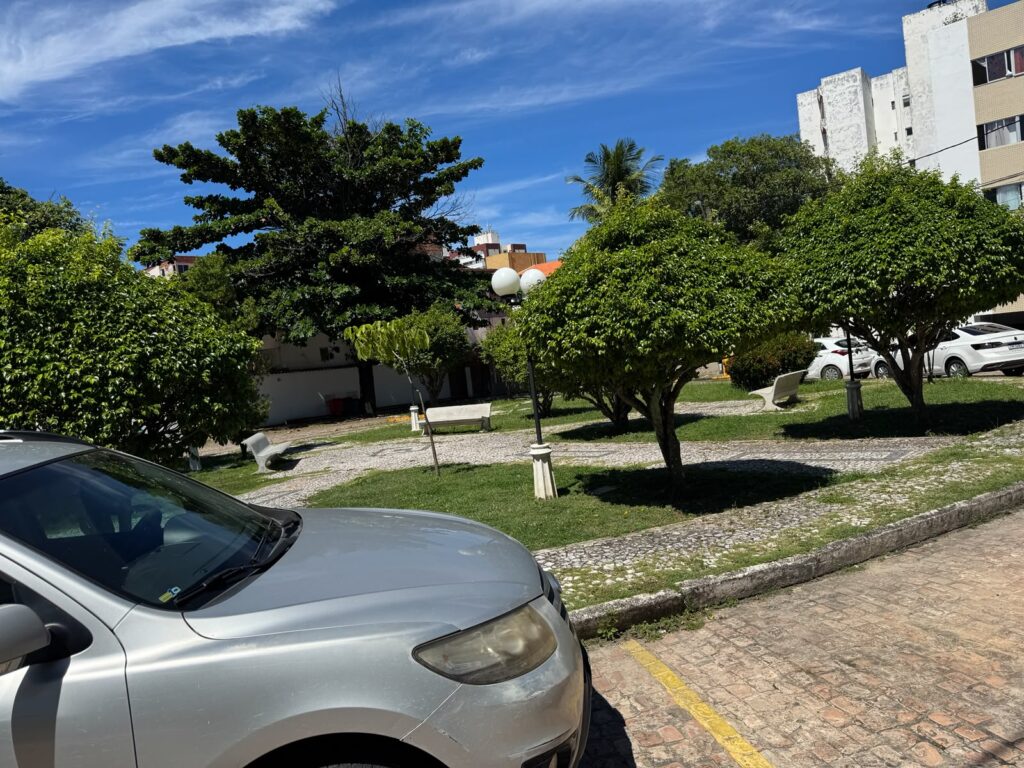 Apartamento 2 Quartos, Garagem - Imóvel em Costa Azul - JL Imóveis Bahia
