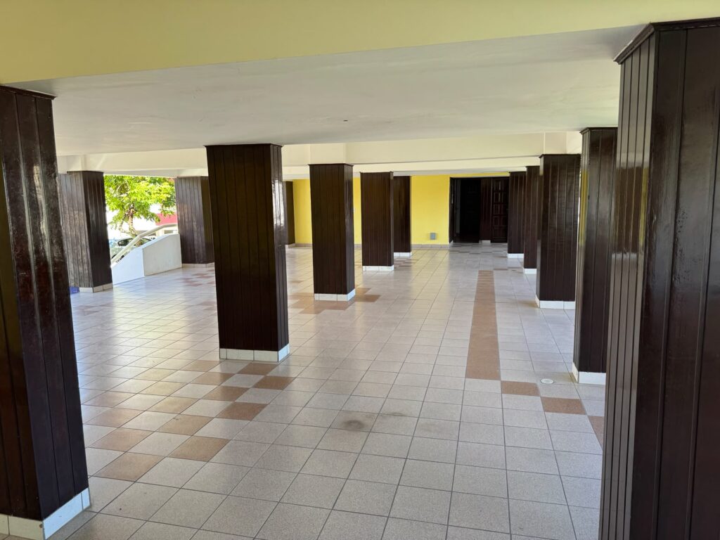 Apartamento 2 Quartos, Garagem - Imóvel em Costa Azul - JL Imóveis Bahia