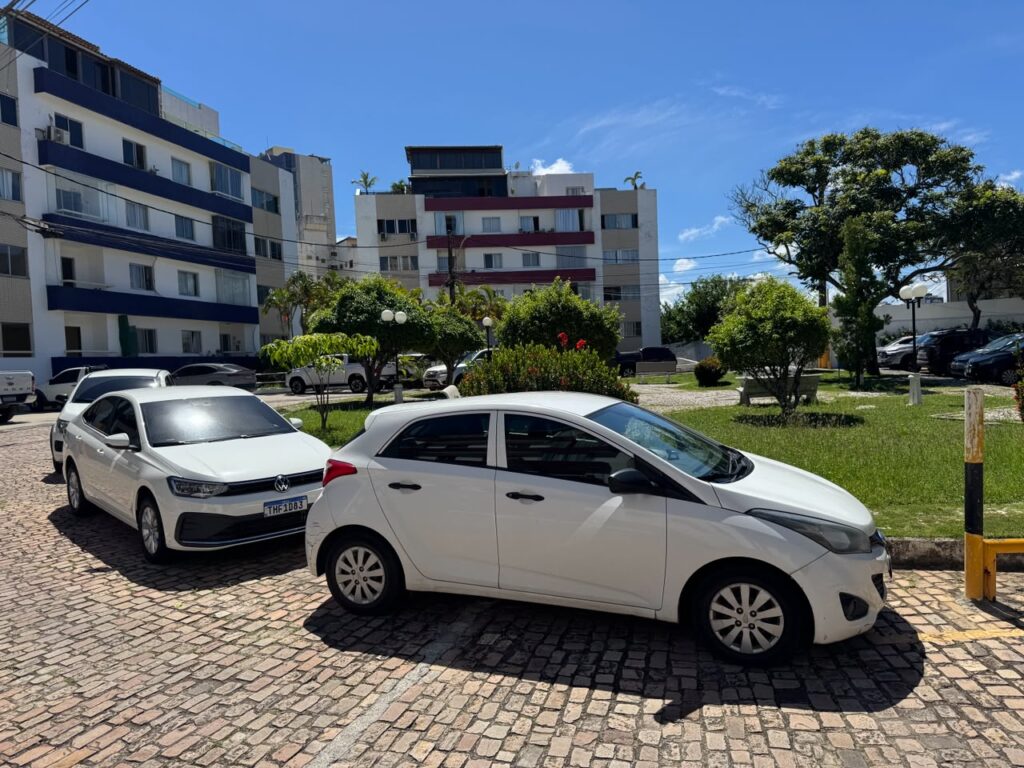 Apartamento 2 Quartos, Garagem - Imóvel em Costa Azul - JL Imóveis Bahia